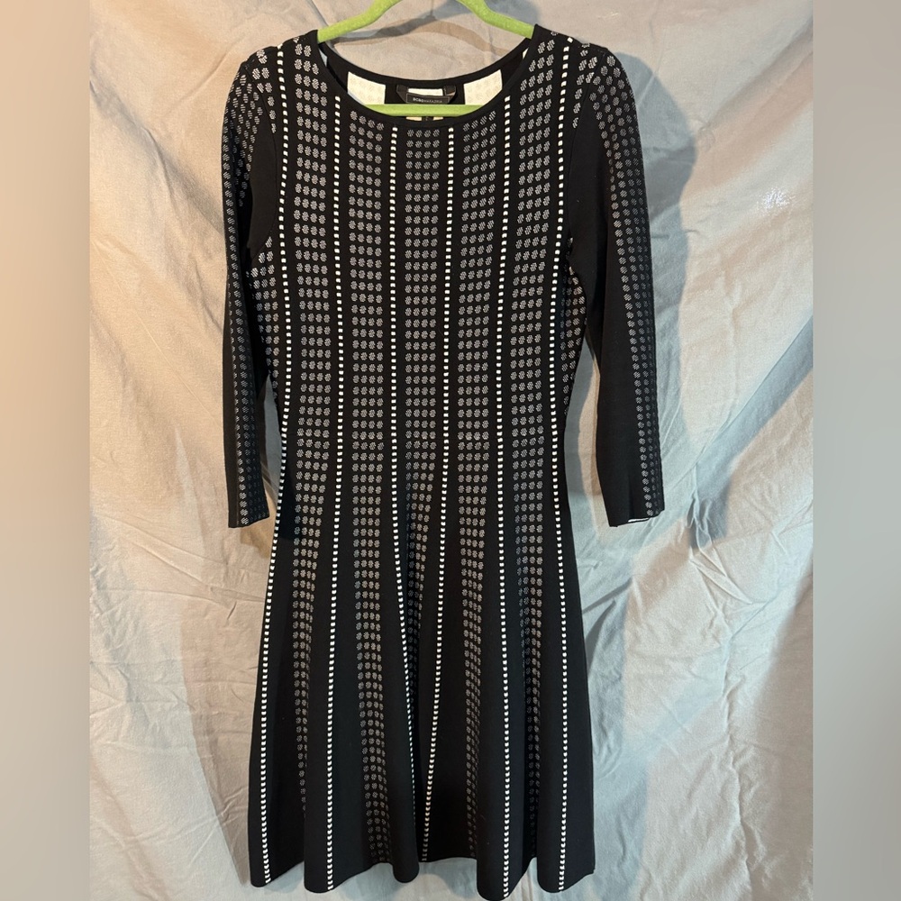 BCBGMaxAzria Black and Crème Long Sleeve Dress